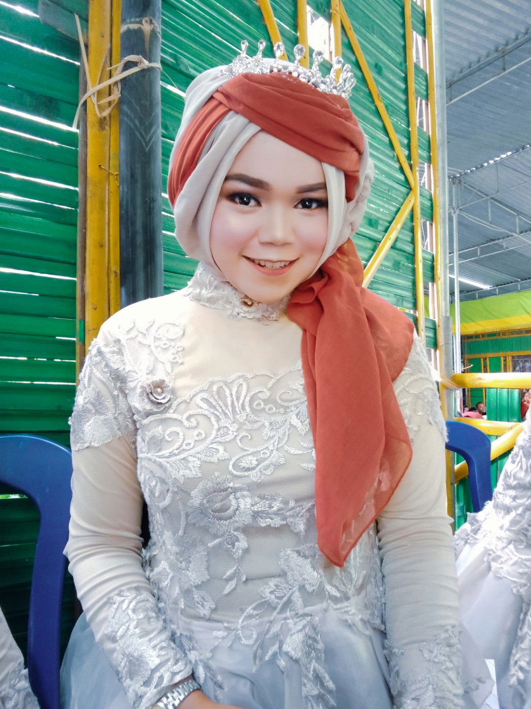 Sari Wahyuni profile icon