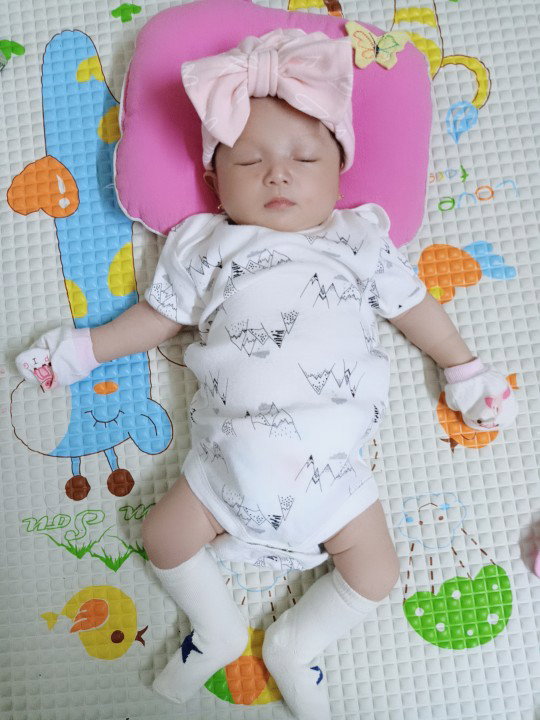 Đổi sữa cho bé