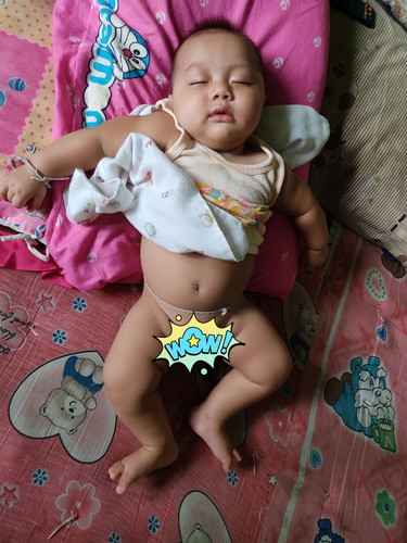 ลูก 5 เดือนนอนกลางวัน