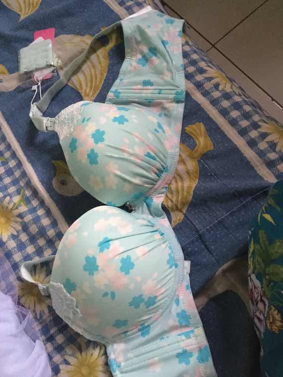 JUAL BRA MENYUSUI 20rb aja/ item.