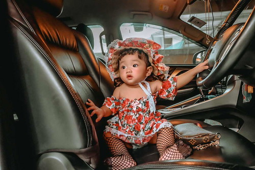 น้องแวร์ซายส์มารายงานตัวค่ะ