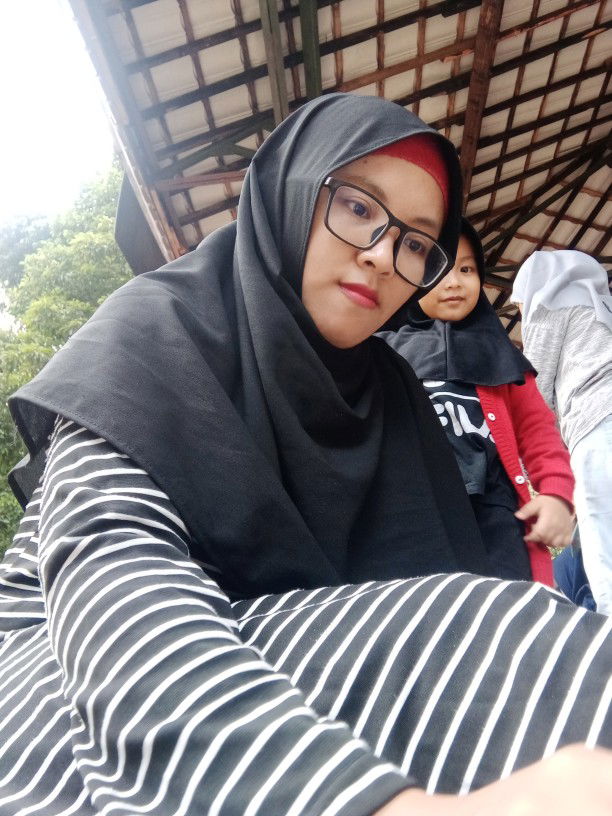 Hikmah Mikayla profile icon