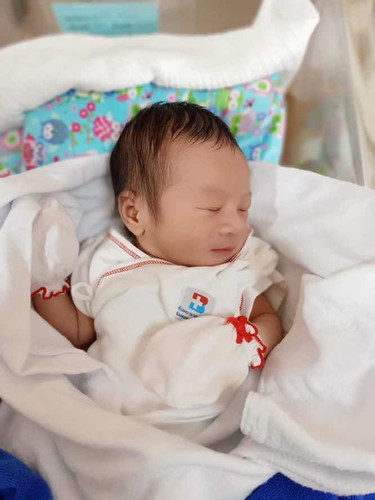 แตกแล้วจ้า 38+3 W