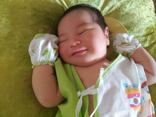 หลังคลอด5วันคับ น้องกัญ