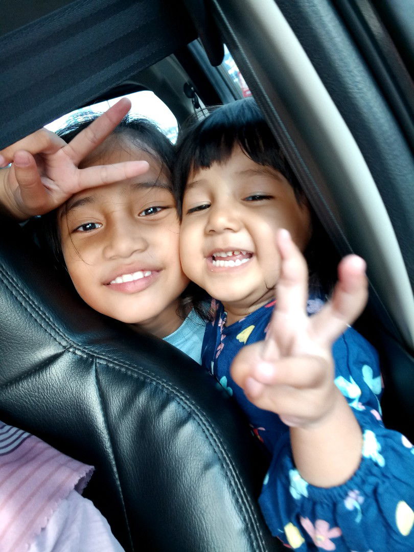 Yuyun El-Huda profile icon