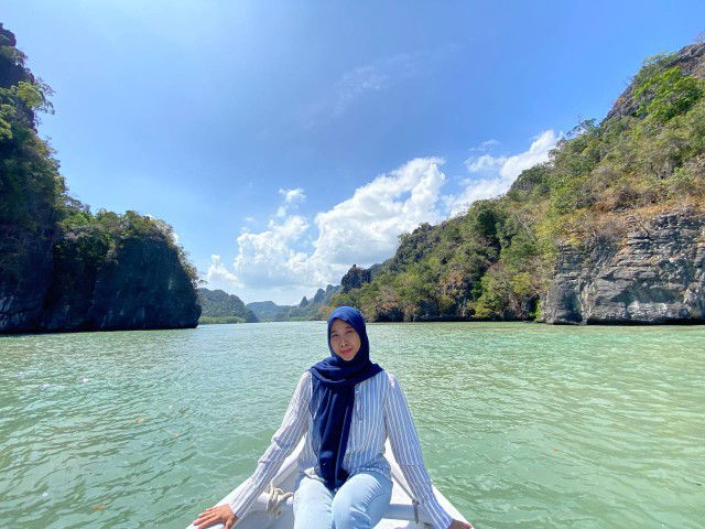 Intan Suhana Daud profile icon