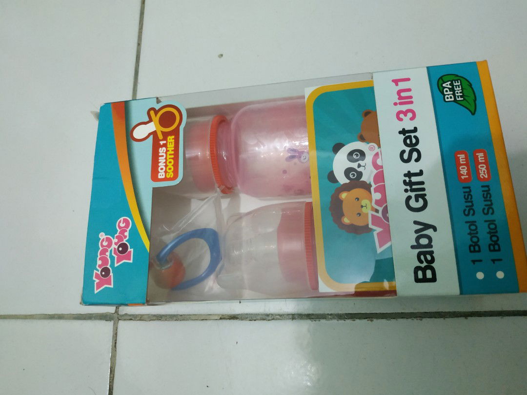 Young Young Gift Set