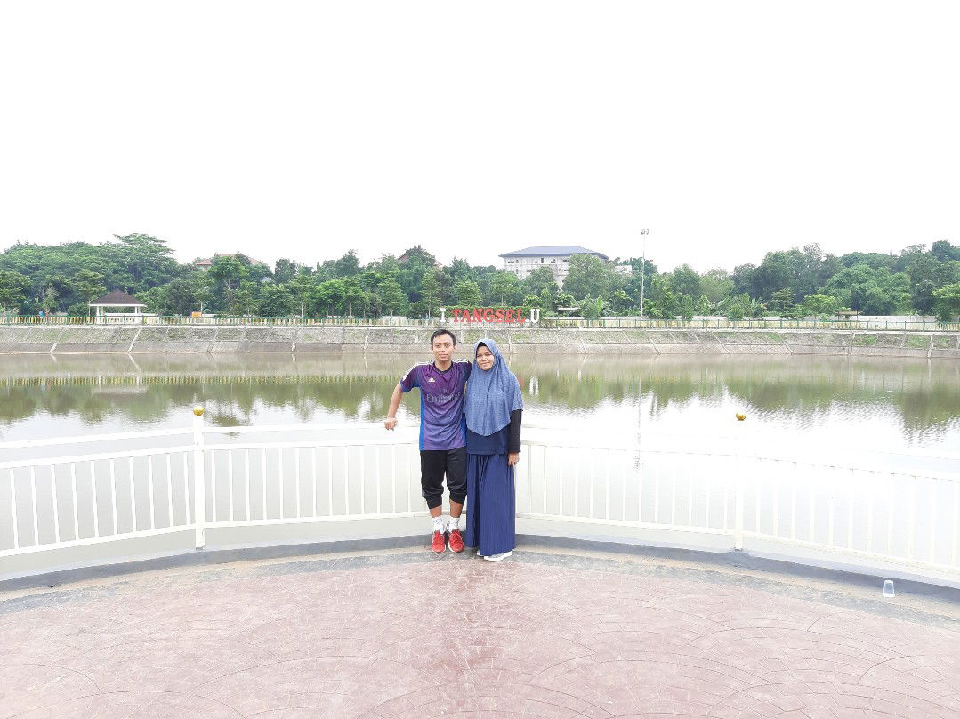 Ria Luthfiana profile icon