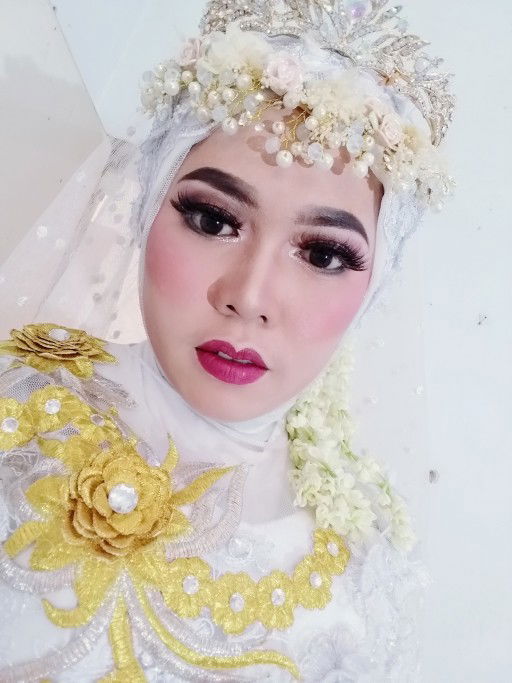 firdausi.Ra profile icon