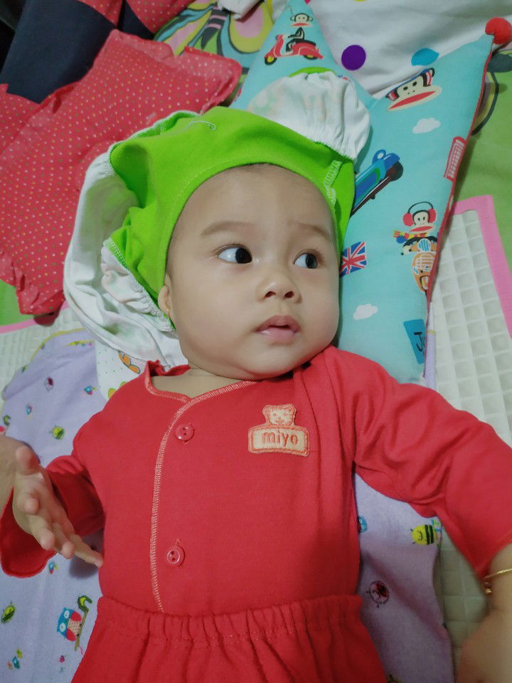 kebiasaan lucu