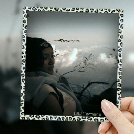 Shely Yuliana profile icon