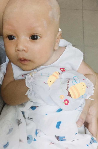 ลูกไม่อึจะครบสัปดาห์แล้ว