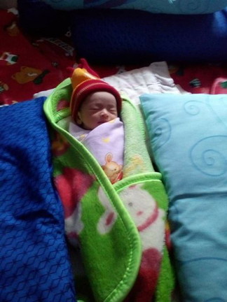 hari pertama dia lahir 22-08-2019