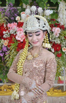 Ririn Novita profile icon