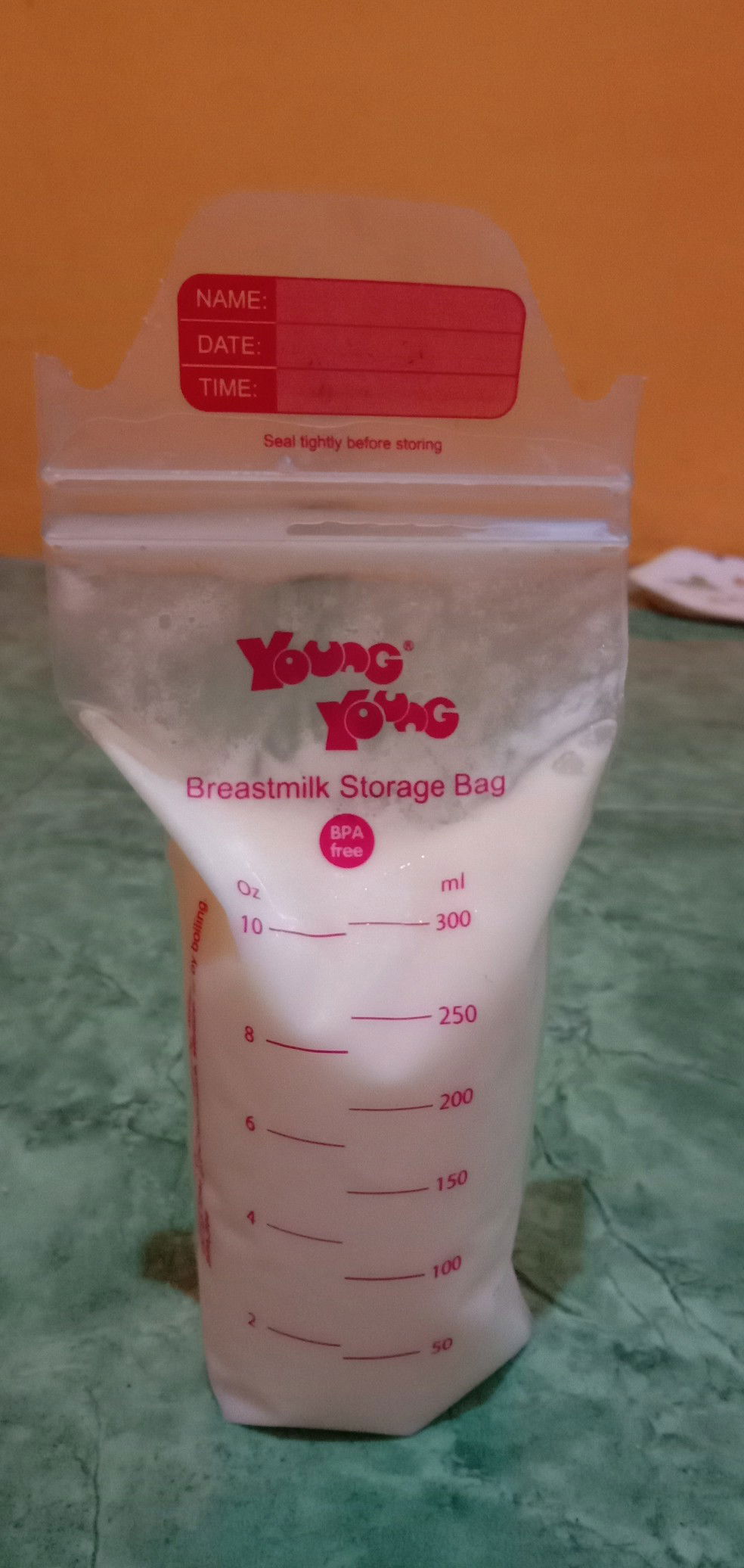 memperbanyak asi dengan rajin pompa .