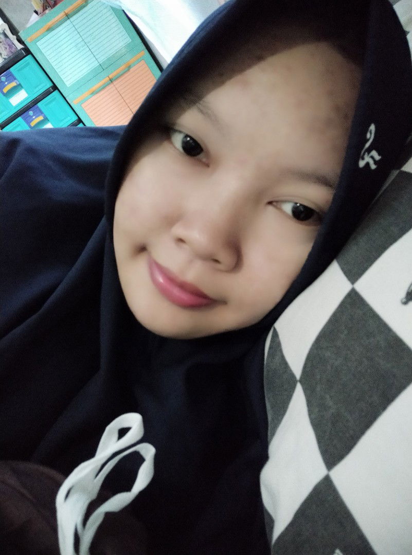 Yuli Suryani profile icon