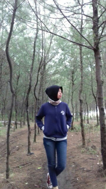 indah permatasari profile icon