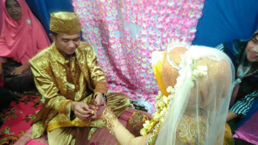 Desti Rahayu profile icon