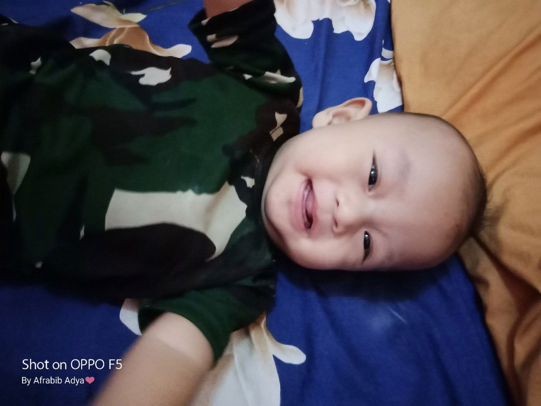 Riry Afrida Zar profile icon