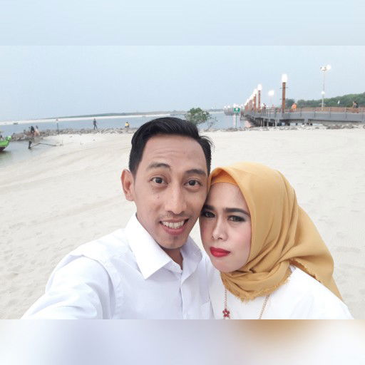 Farahadiasti profile icon