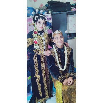 Pebi Setyowati profile icon