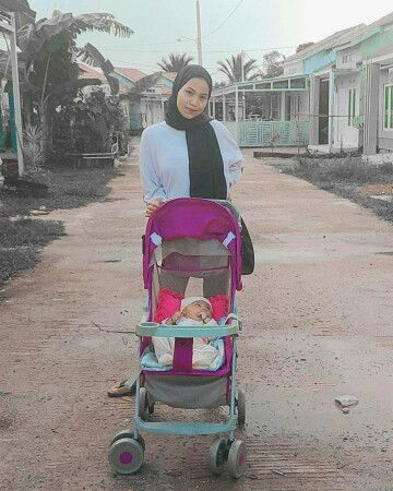 Anggraini Drln profile icon