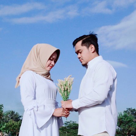 Yuni Anjani profile icon