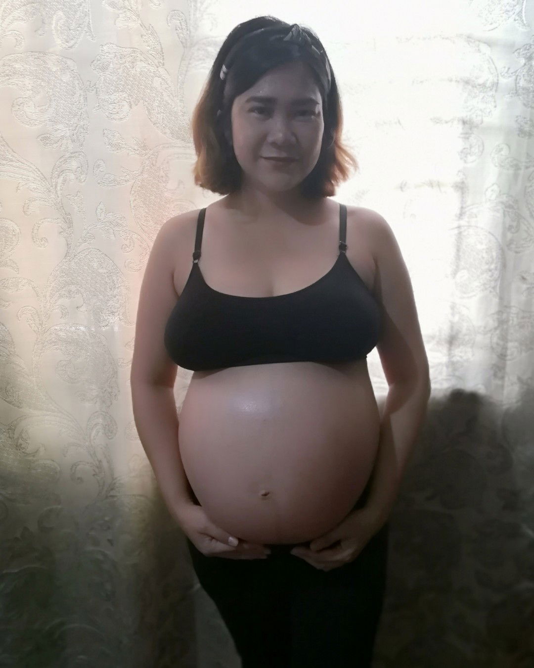 Gigi Onario Locsin profile icon