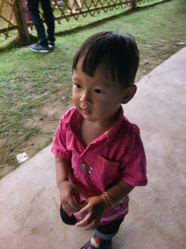 1ขวบ11เดือนยังไม่รู้เรื่องยังไม่พูดเลยค่ะ
