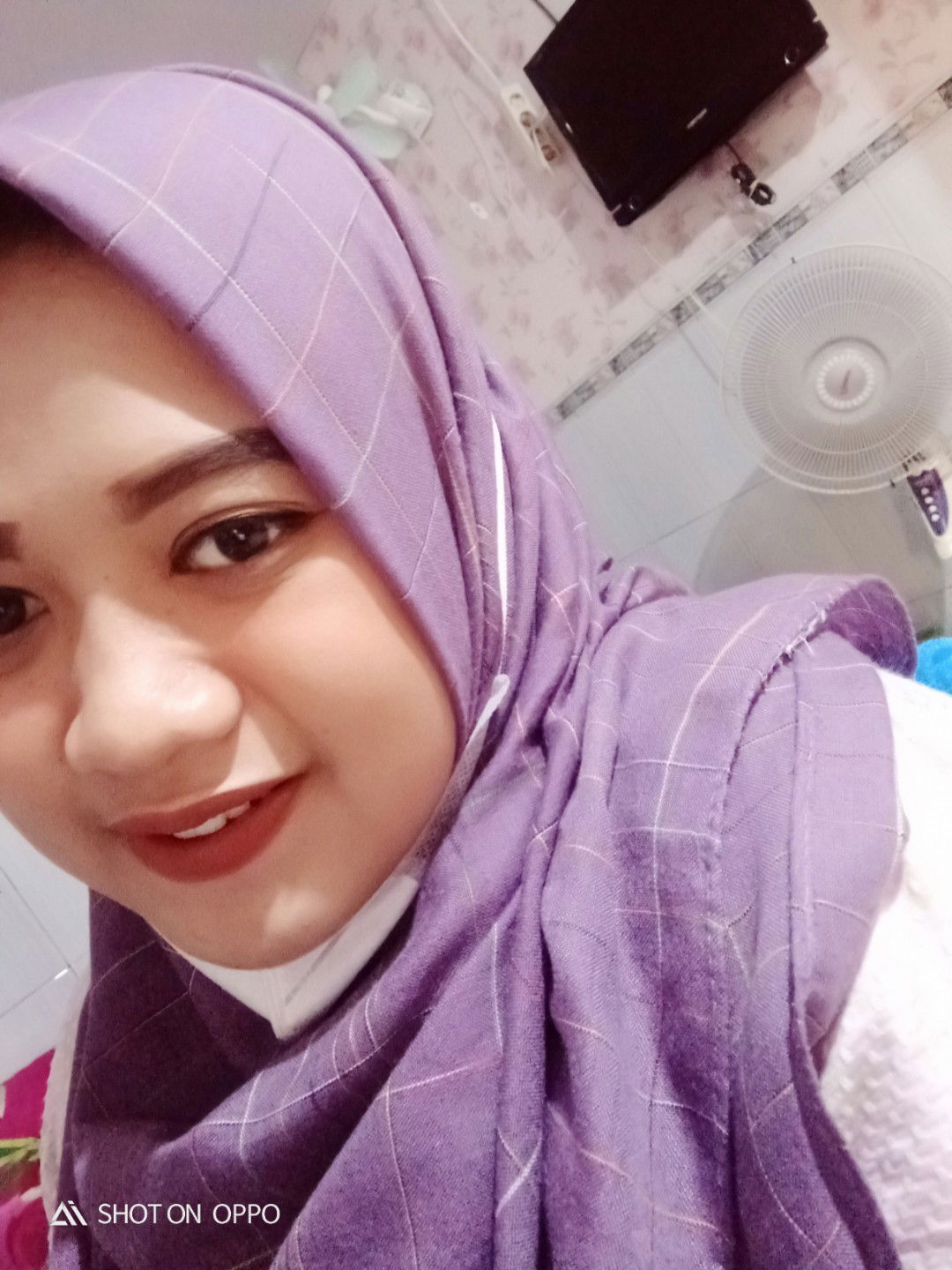 Retno AjengPratiwi profile icon