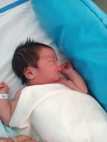 กรีดช่องคลอด