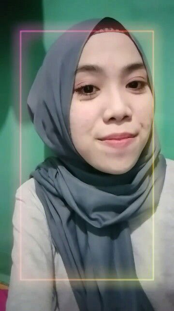 Indah Lestari profile icon