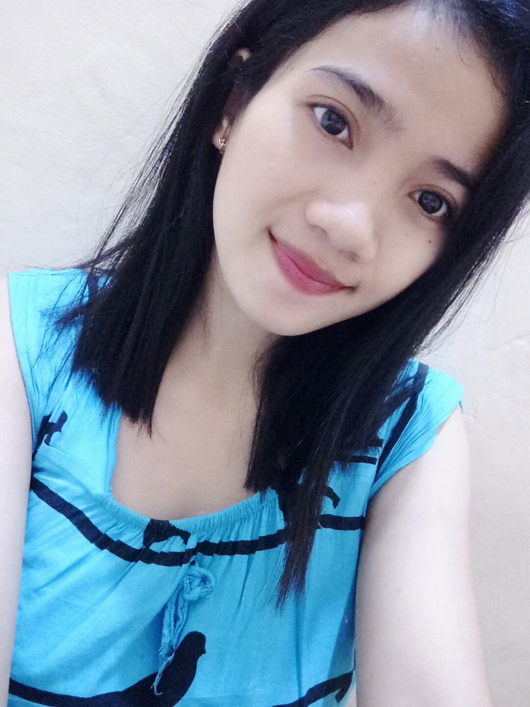 Nina Apriani profile icon