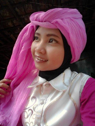 Khoirun Niswati profile icon