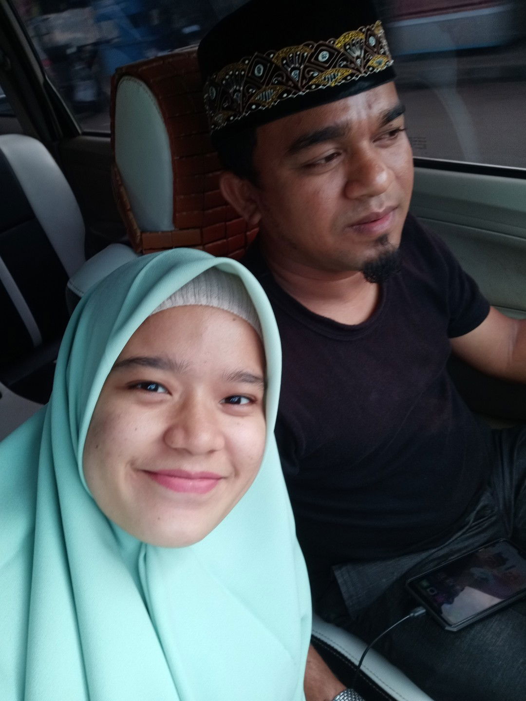 Umy Latifah profile icon