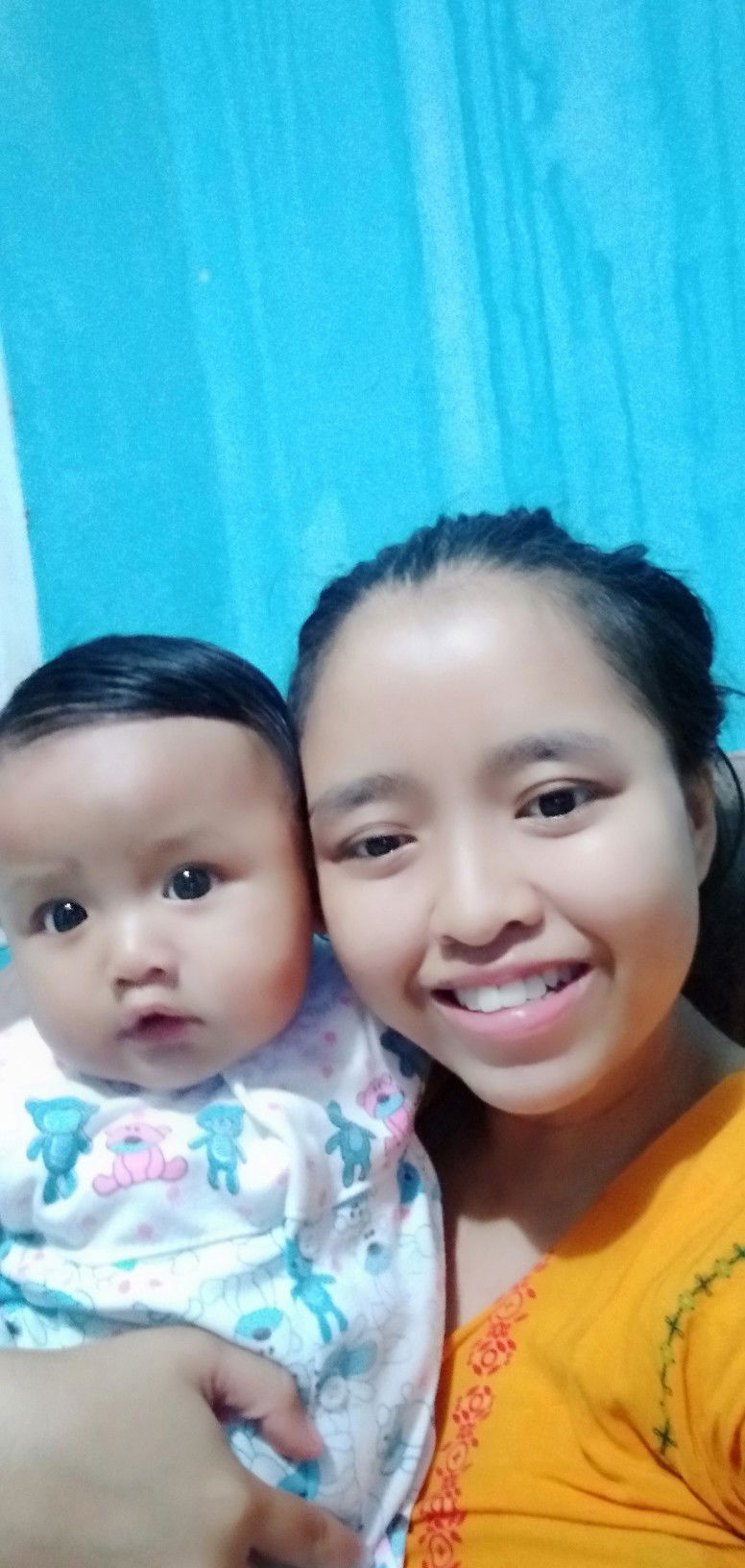 qaireen MIKHAYLA profile icon