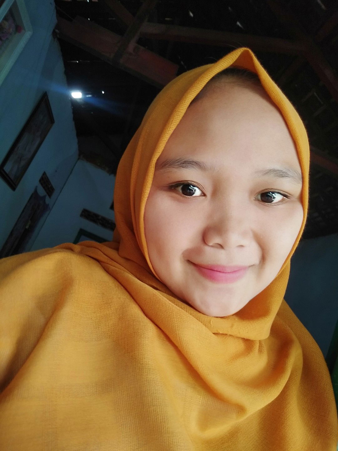 Srii Lestari profile icon