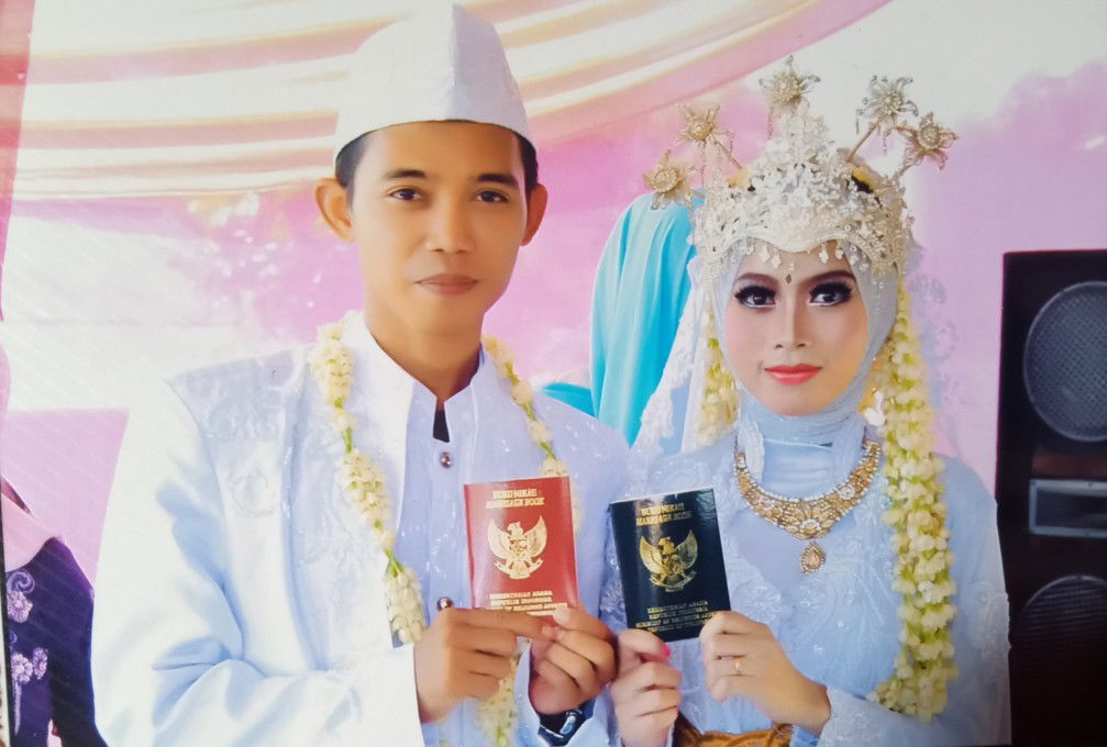 Dewi Ayuningtyas profile icon