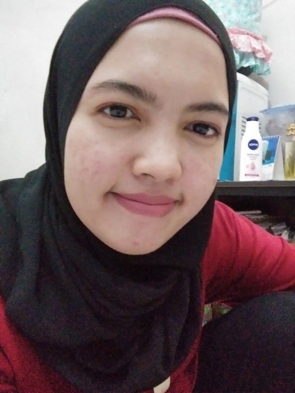 anie khoirunnisa profile icon