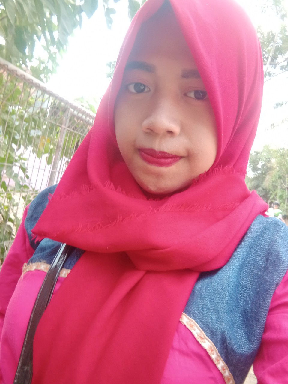 Ayu Agustin profile icon