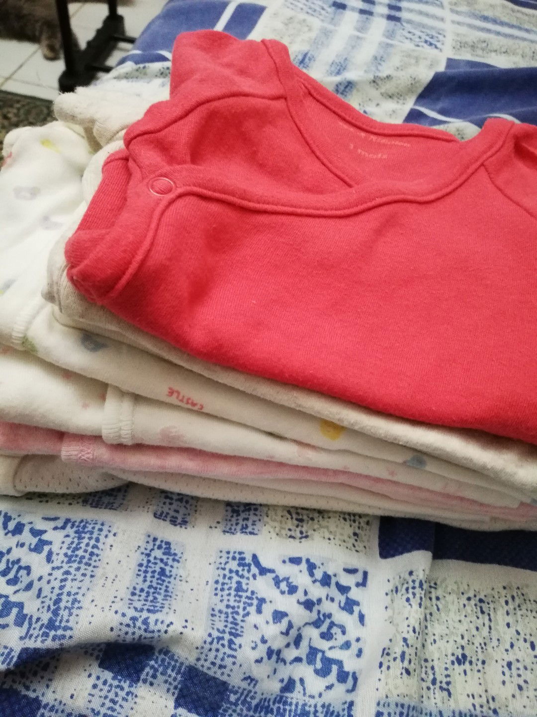 EUC-GUC Newborn To 3 Months Ukay Clothes (girl)