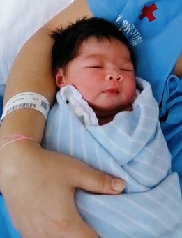 คลอดแล้วจ้า 39w 5d