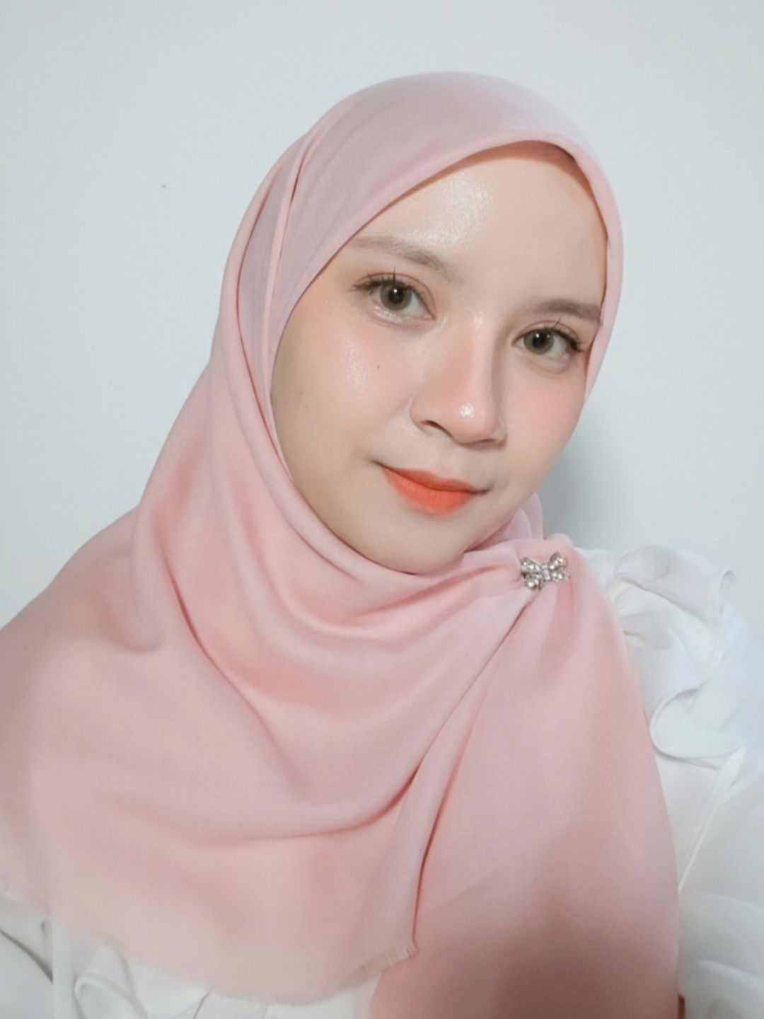 Yeni Lutfiani profile icon