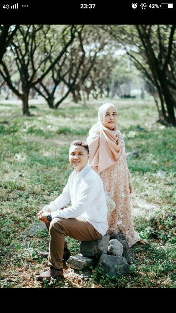 yuni prastiwi profile icon