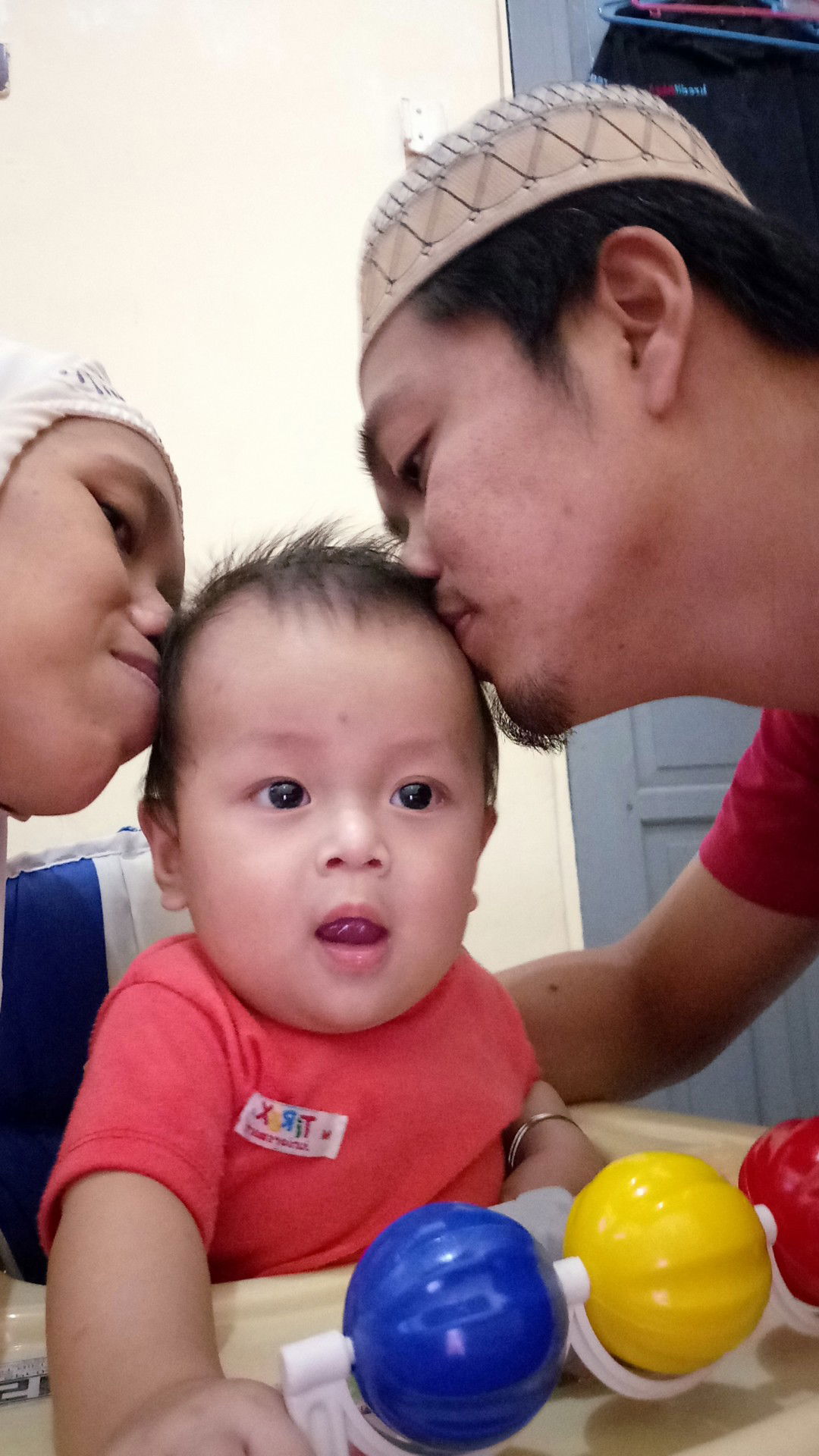 RIRI LESTARI profile icon