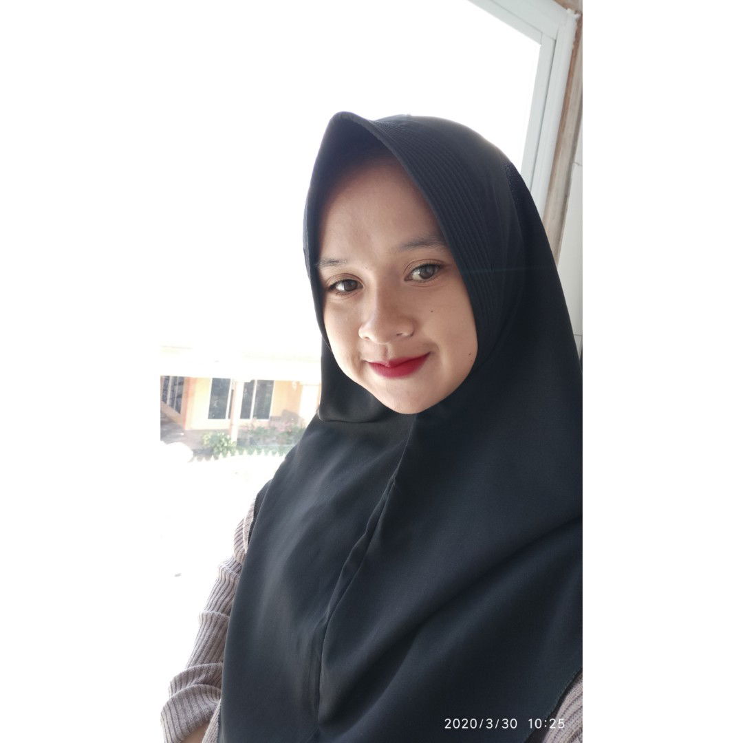 tesi ulandari profile icon