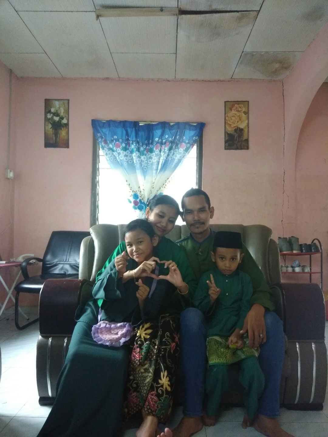 Linda Ayie profile icon