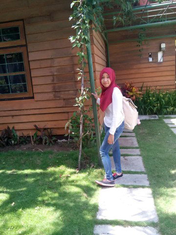 Nur Cholisoh profile icon