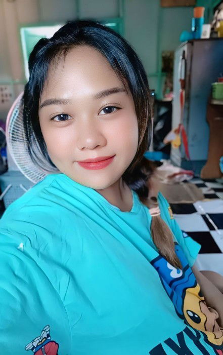 eye chadchaya profile icon