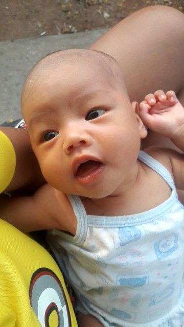 น้องอ้วกพุ่ง